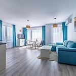 Seaview Bg Front *