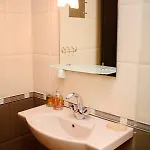 Seaview Bg Front * Golden Sands