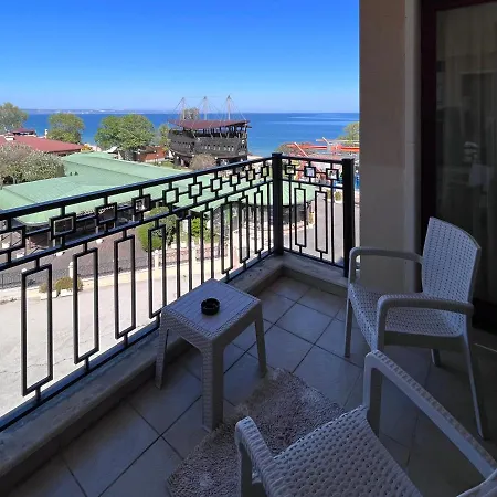 Apartament Sea View Front