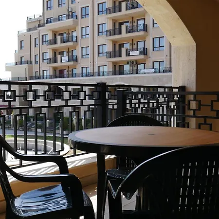 Апартаменты Seaview Bg Front *