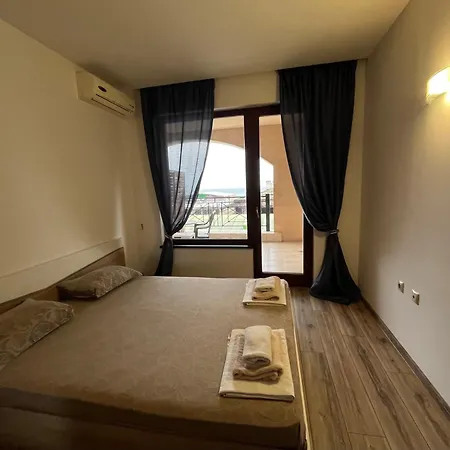 Apartament Sea View Front Złote Piaski