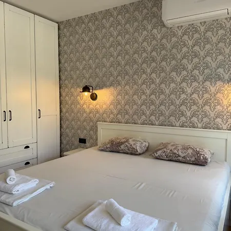 Seaview Bg Front Apartment