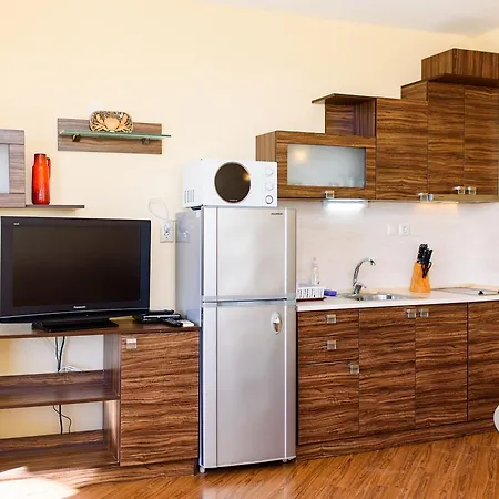 Seaview Bg Front Апартаменты *